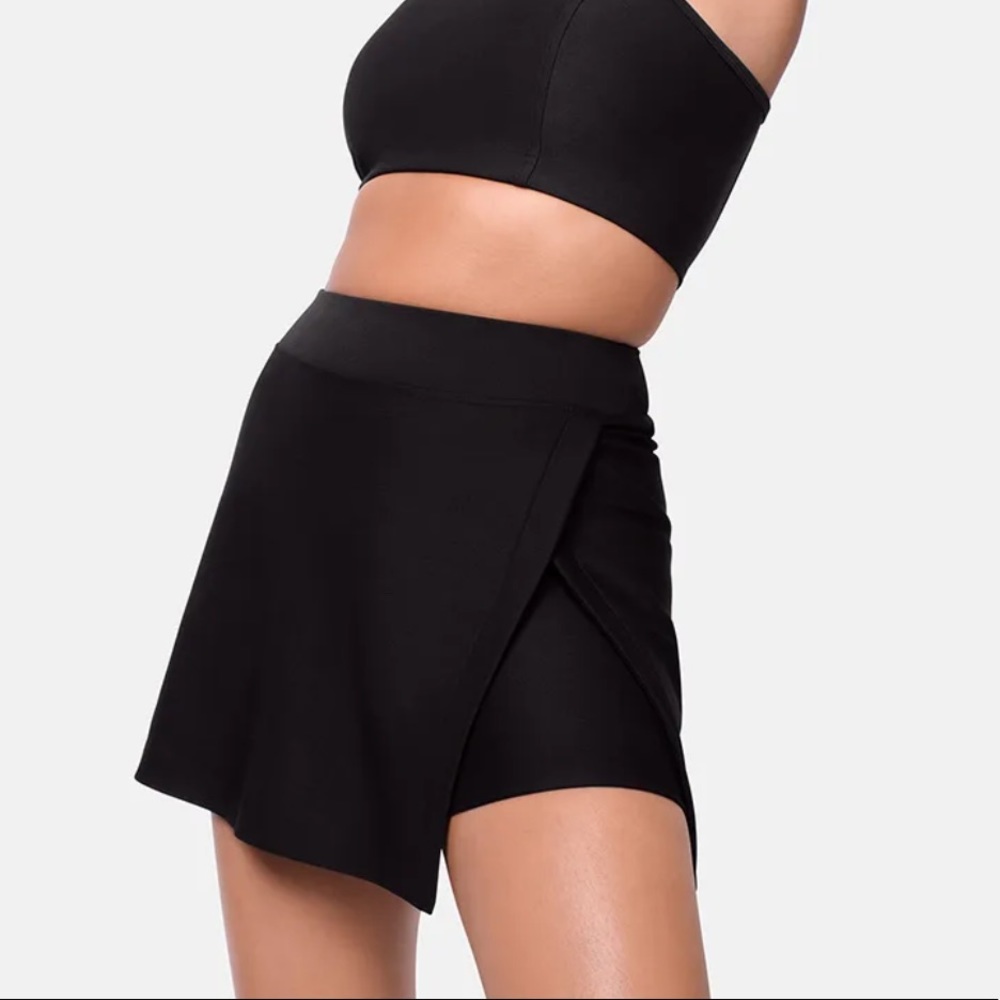 Outdoor Voices Black Court Skort Size M